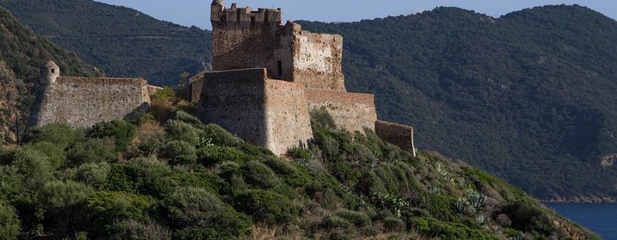 forteresse de girolata.jpg